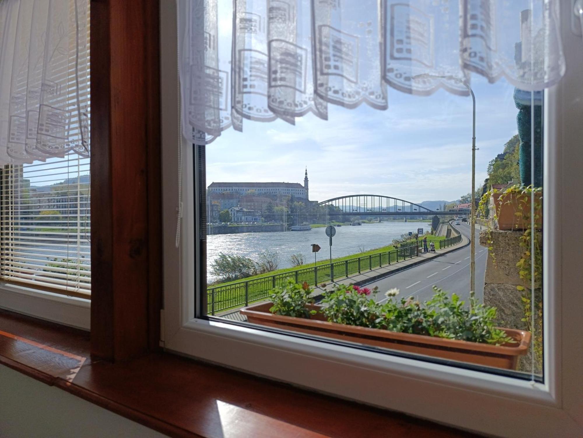 U Bocmana S Vyhledem Na Zamek A Labe Apartment Decin Exterior photo